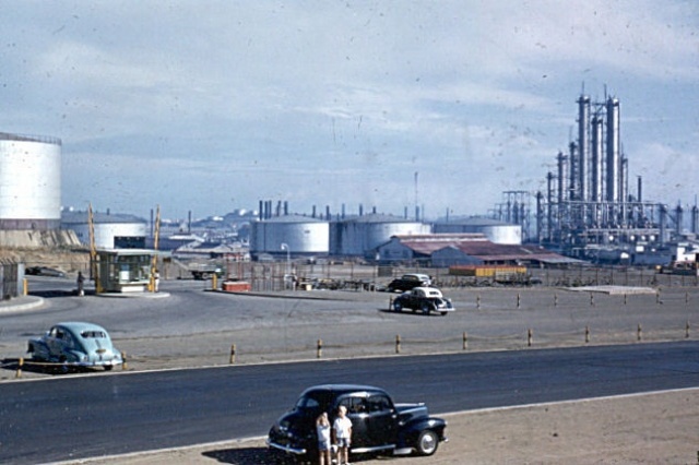 refinery 06